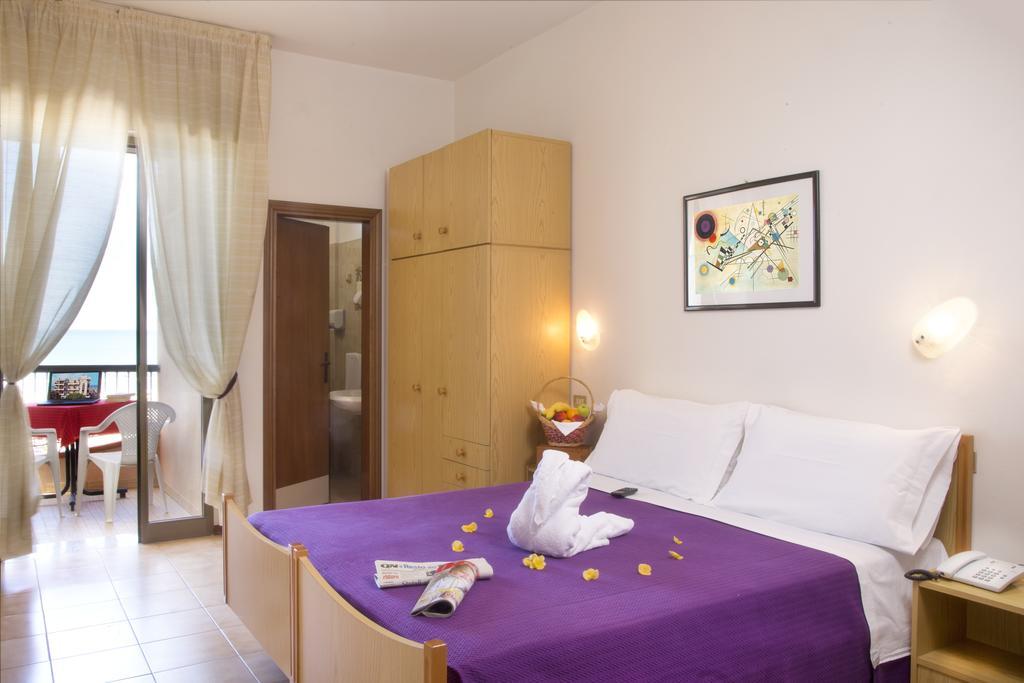 Hotel Usa Rimini Room photo